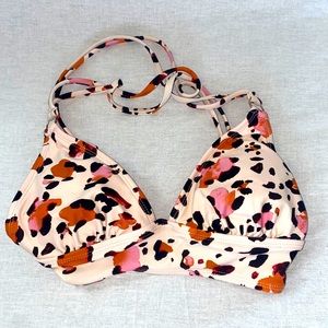 Pink leopard print bikini top